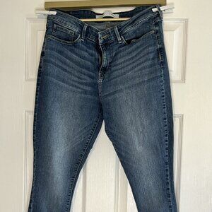 Signature Levi Strauss Mid Rise Skinny Jeans - Women’s Size 12 - Style CW-1521
